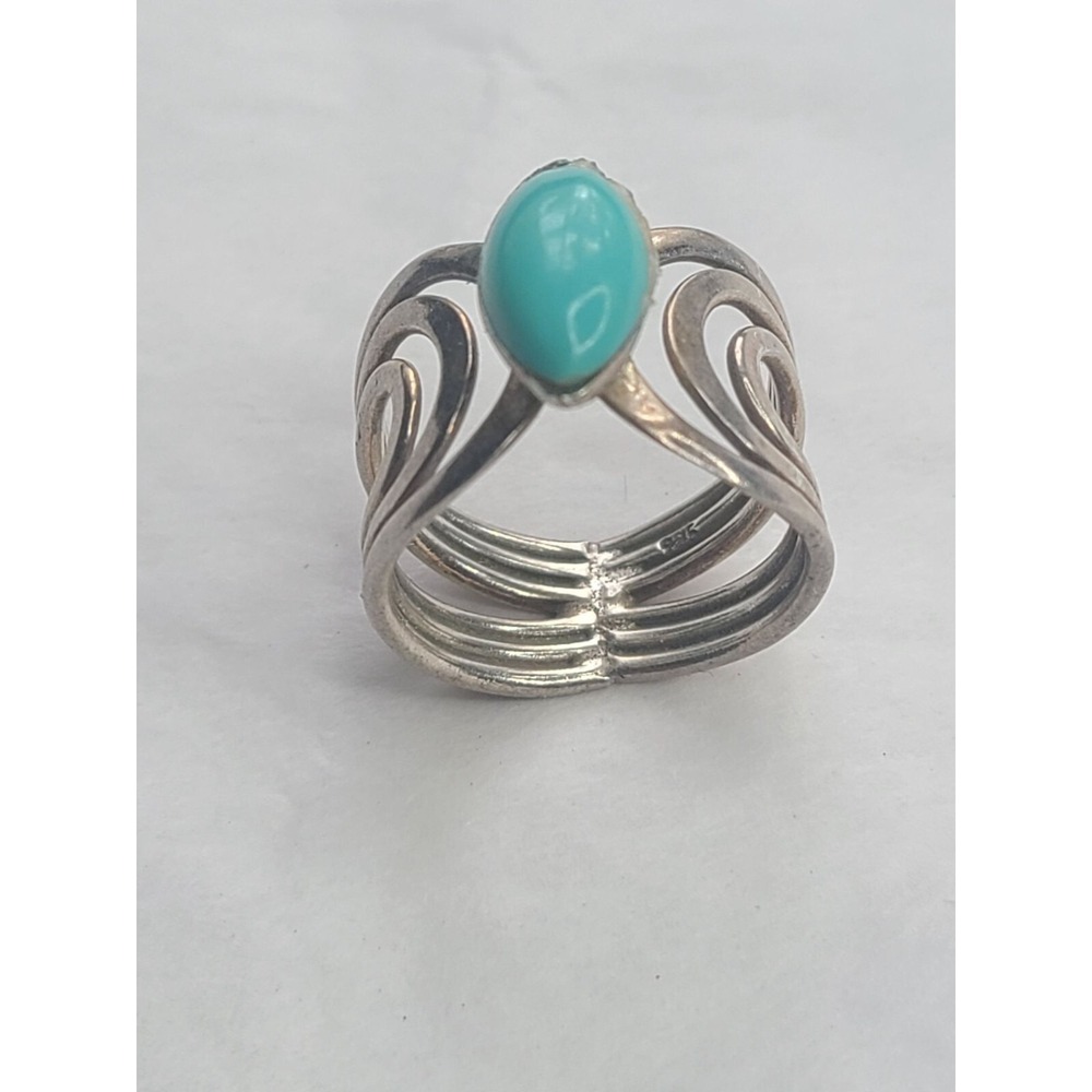 Sterling Silver Turquoise Ring With Swirly Design - Size 9 - Add Some Bling To Y